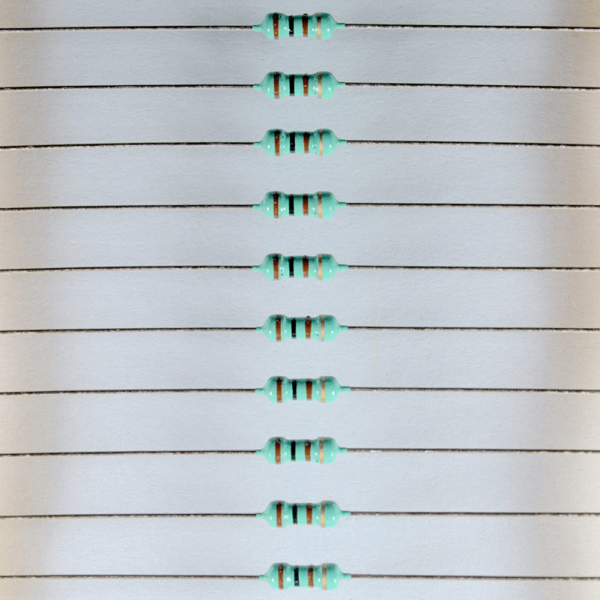 100 ohm 0.25W CFR Resistor (50 Pieces)