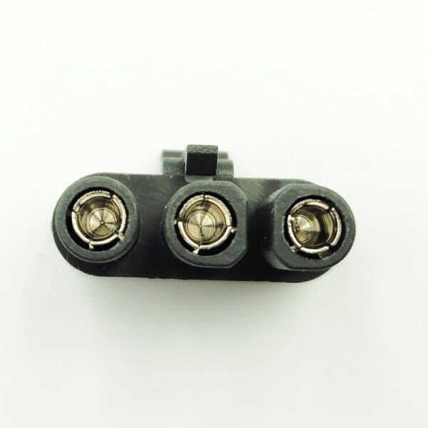 Amass MRD50F 3 Pin Female Battery Connector With Housing - Image 5